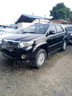 Toyota Fortuner 2014 Black