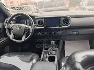 Toyota Tacoma 2021 Black