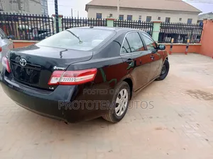 Toyota Camry LE 4dr Sedan (2.5L 4cyl 6A) 2011 Black