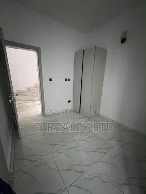 1bdrm Shared Apartment in Lekki for rent