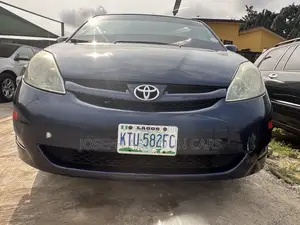 Toyota Sienna XLE AWD 2006 Blue
