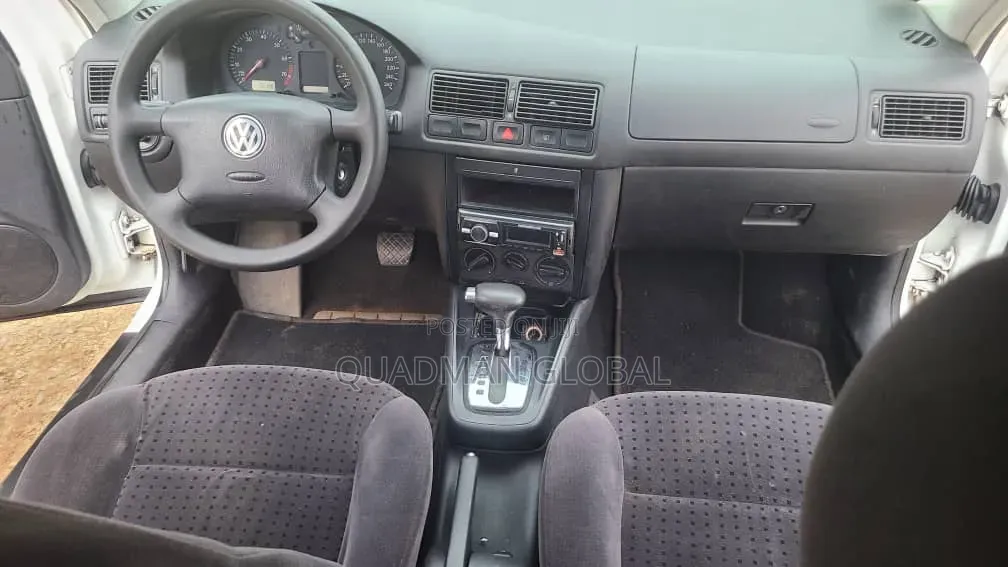 Volkswagen Golf 1.6 Automatic 2003 White