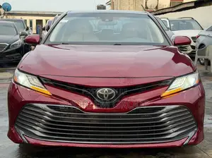 Toyota Camry 2018 Red