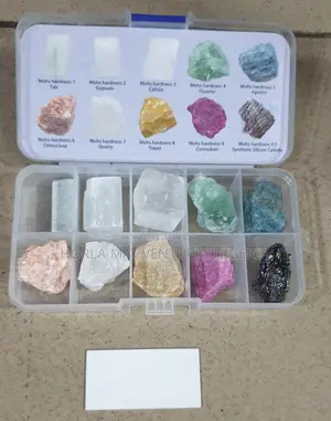 Moh's Scale of Hardness (10 Rocks 1 Streak Plate)