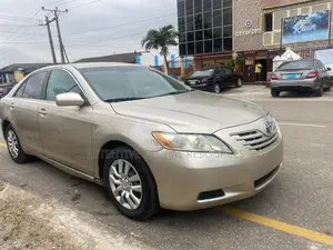 Toyota Camry LE 4dr Sedan (2.4L 4cyl 5A) 2007 Gold