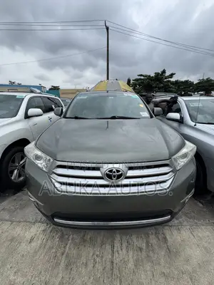 Toyota Highlander 2011 Green