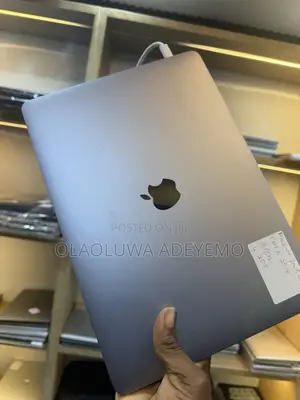 Laptop Apple MacBook Pro 2016 16GB Intel Core i5 SSD 512GB