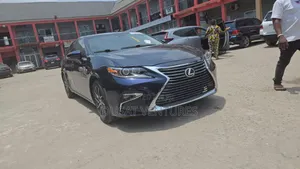 Lexus ES 2017 Blue