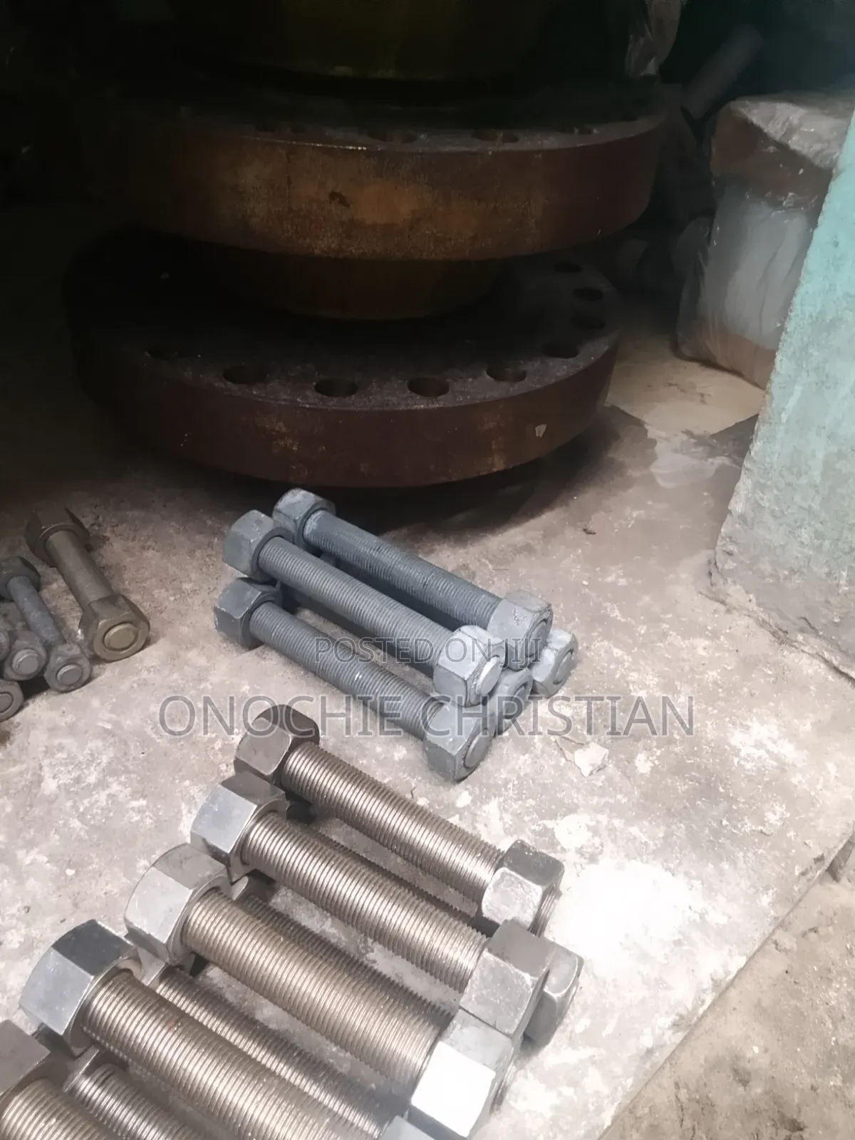 3/4x300 Stud Boit and Nut