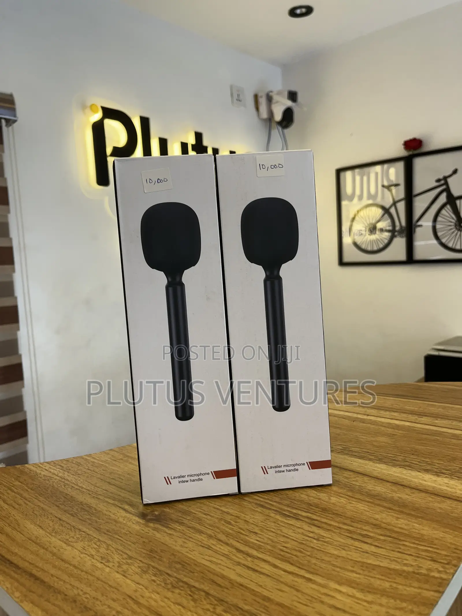 Wireless Microphone Handle