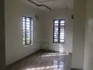 4bdrm Duplex in Ikota for rent