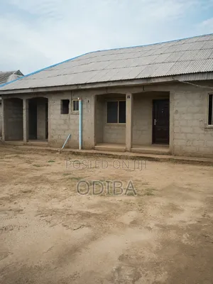 4bdrm Block of Flats in Peace Estate, Ebute for sale