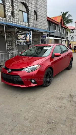 Toyota Corolla LE Premium 4dr Sedan (1.8L 4cyl CVT) 2015 Red