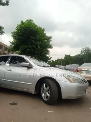 Honda Accord 2005 Silver