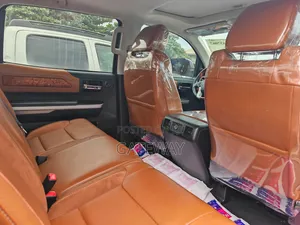 Toyota Tundra 2018 Brown