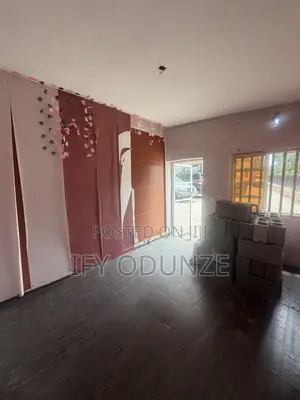 Shop Space for Rent