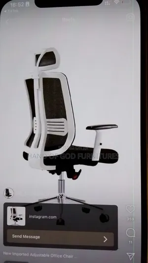 Uniquely Designed Office Swivel Chair