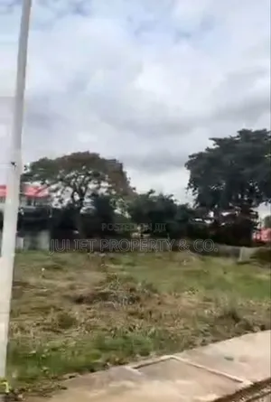Dry Land for at Omole Phase 2. Ikeja Lagos State Nigeria