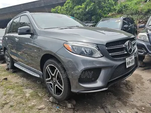 Mercedes-Benz GLE-Class 2018 Gray