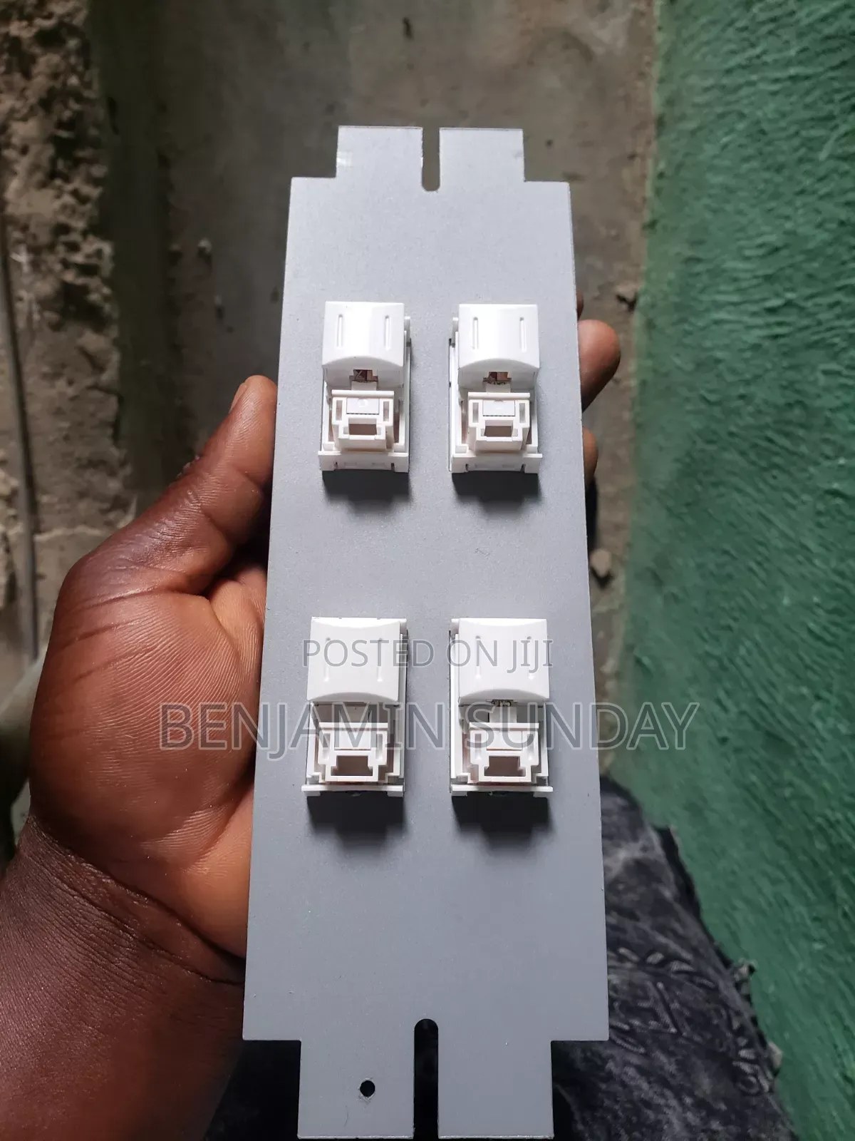 Cat6 for Floor Box