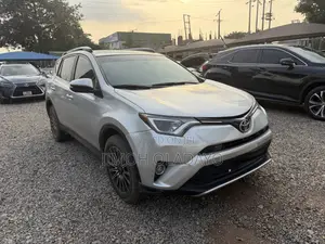 Toyota RAV4 2016 Silver