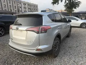 Toyota RAV4 2016 Silver