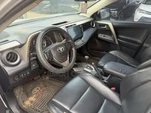 Toyota RAV4 2016 Silver