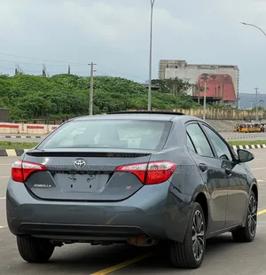 Toyota Corolla 2015 Gray