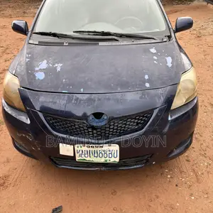 Toyota Yaris 2005 Blue
