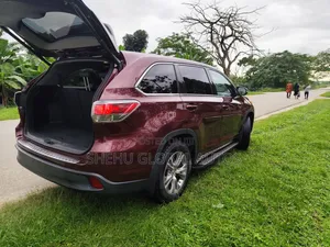 Toyota Highlander 2015 Burgundy
