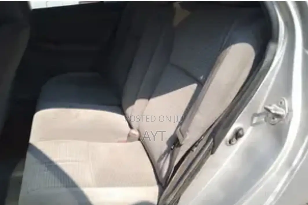 Toyota Corolla LE 2006 Silver