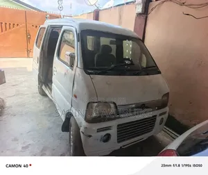 Suzuki Every 2005 White