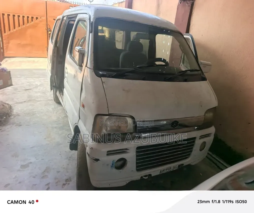 Suzuki Every 2005 White