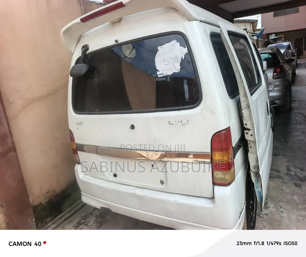 Suzuki Every 2005 White