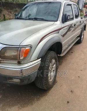 Toyota Tacoma 2004 Silver