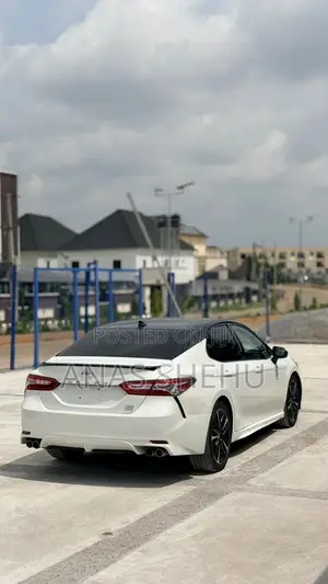 Toyota Camry XSE FWD 2020 White
