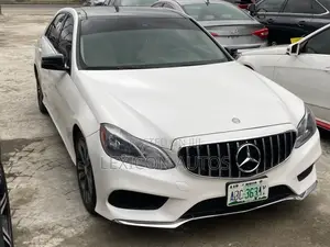 Mercedes-Benz E350 Base 2dr Cabriolet RWD (3.5L 6cyl 7A) 2014 White
