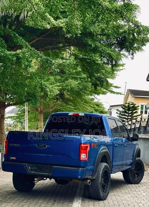 Ford F-150 2016 Blue