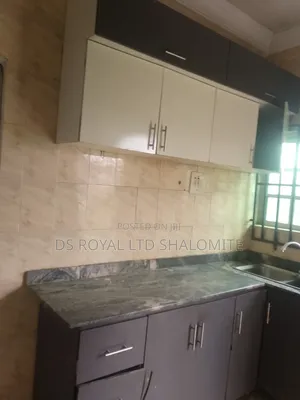 3bdrm Block of Flats in Benin City for rent