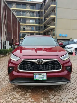 Toyota Highlander Platinum 2022 Red