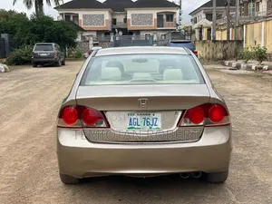 Honda Civic 2009 Gold