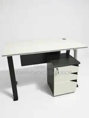 Modern Office Desk With Three Drawers