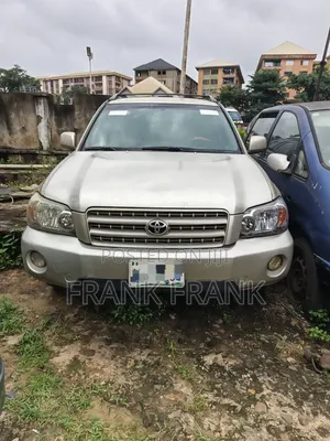 Toyota Highlander 2004 Silver