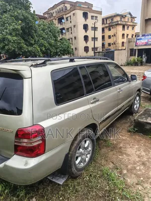 Toyota Highlander 2004 Silver
