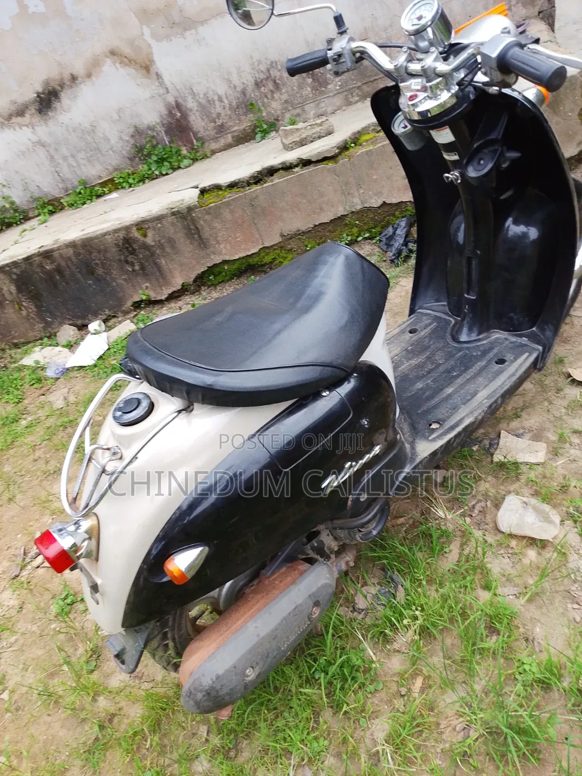 Yamaha 2005 Black