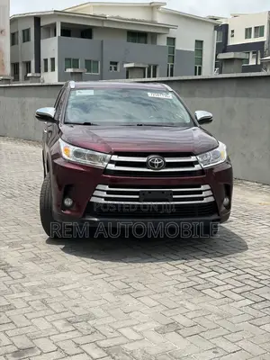Toyota Highlander 2017 Red