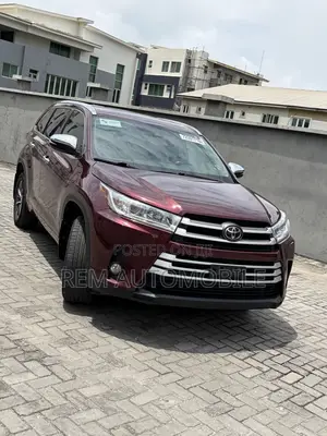 Toyota Highlander 2017 Red