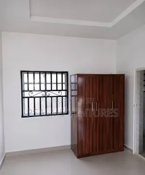 Furnished Mini Flat in Agege, Pen Cinema for rent