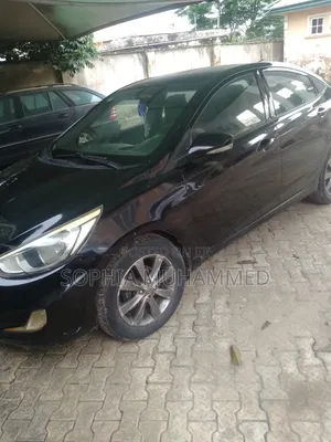 Hyundai Accent 2012 Black