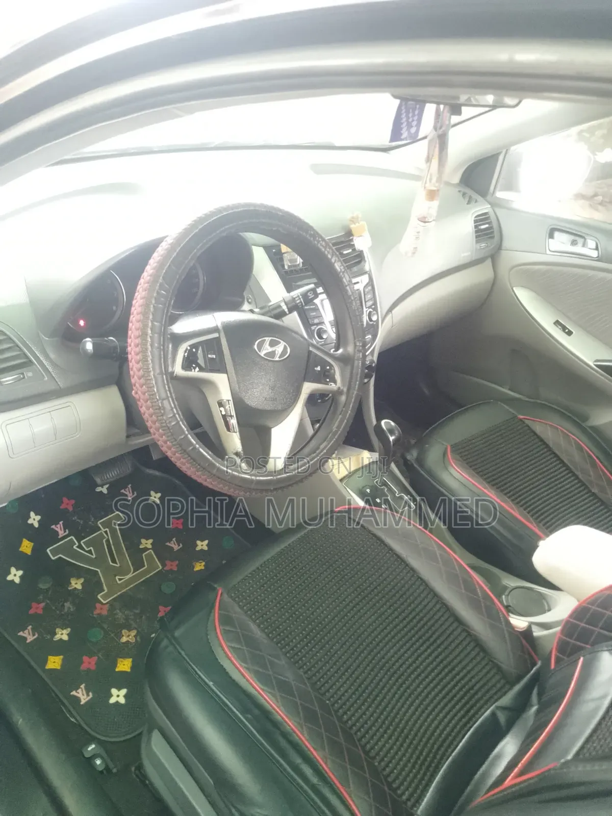 Hyundai Accent 2012 Black